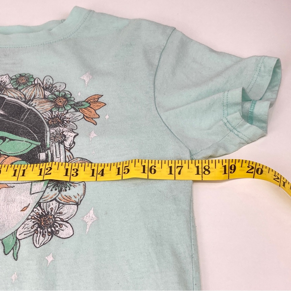 Star Wars The Mandalorian The Child Floral
Bassinet T-Shirt women’s XS - Picture 7 of 13